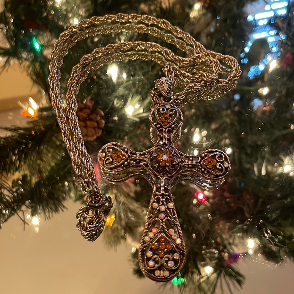Cross Pendant Necklace